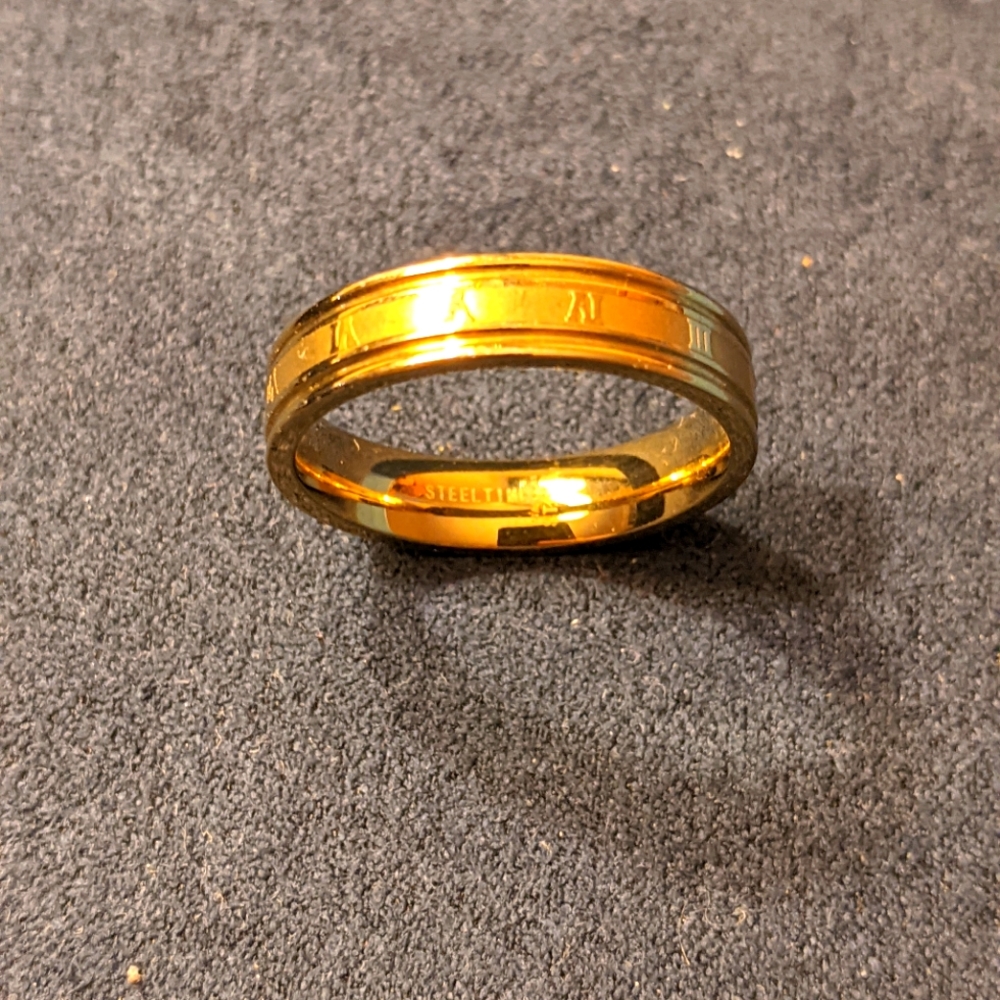 THE ROYAL NUMERAL UNISEX SS RING - Picture 5 of 10